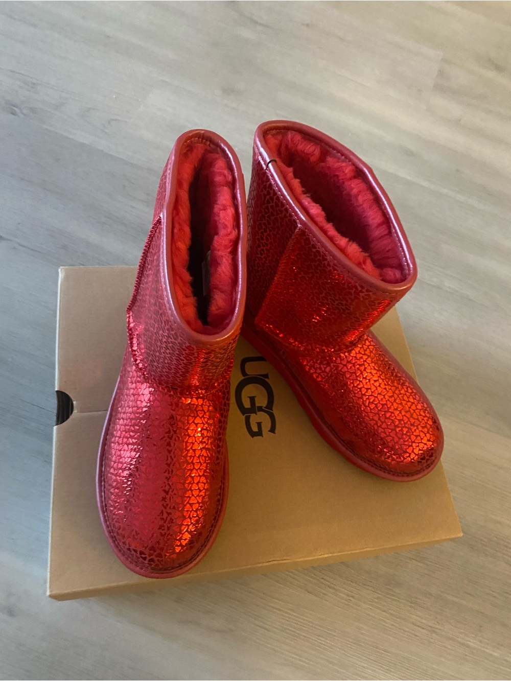 UGG Kids Red Sparkle Classic Short Boots